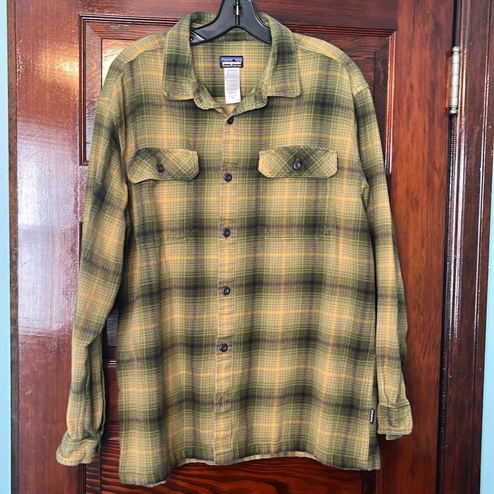 Patagonia Men’s Large Fjord Flannel Shirt